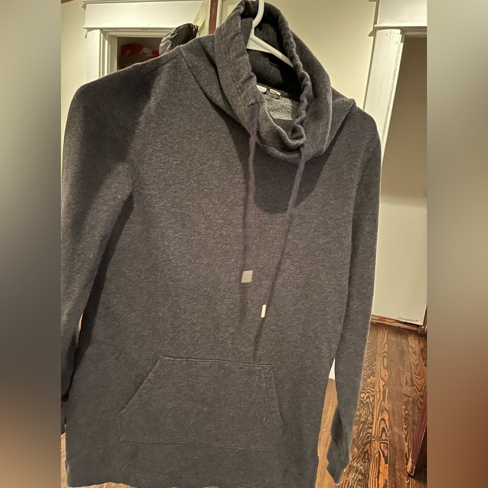 GAP turtleneck hoodie